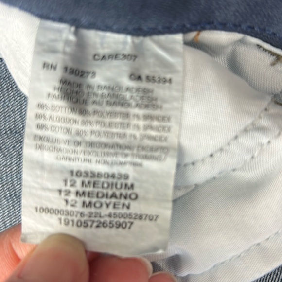 Lee Dark Wash Regular fit mid rise Woman’s Jeans Size 12 Medium - Picture 5 of 5